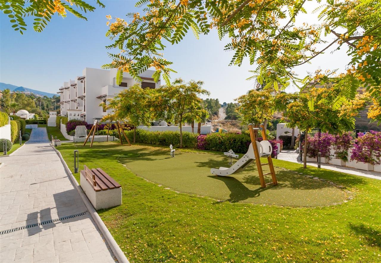 Golf Hill Estepona Canovas Extérieur photo